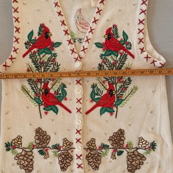 Bobbie Brooks Cream Knit Vest with Red Embroidery - Picture 2 of 6